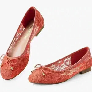 Women's red lace ballet flats /